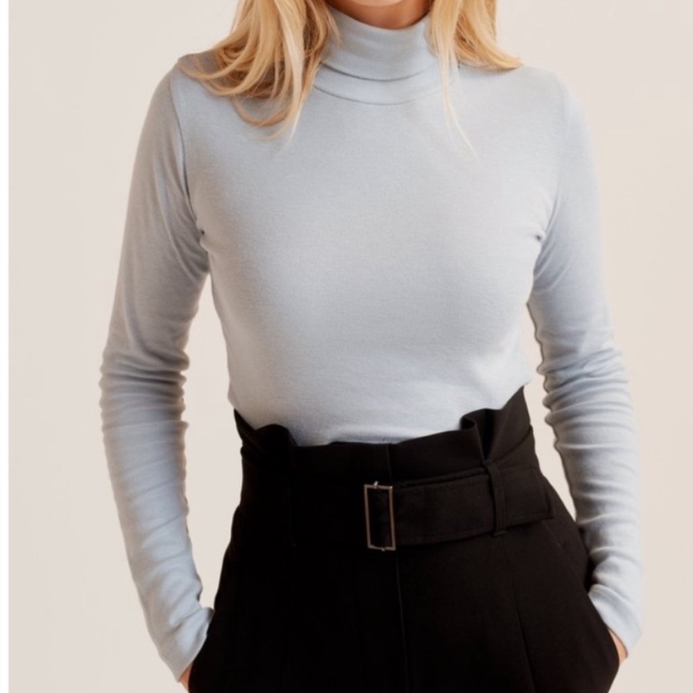 Kotn Turtleneck